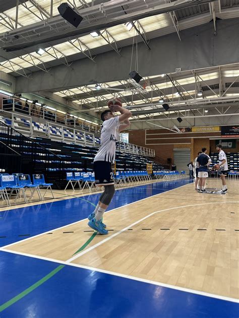 Alimerka Oviedo Baloncesto On Twitter Una Hora Para Arrancar