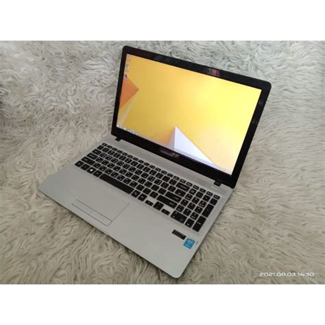 Jual Laptop Samsung R Ram Gb Hdd Gb Core I Nvidia Mulussss