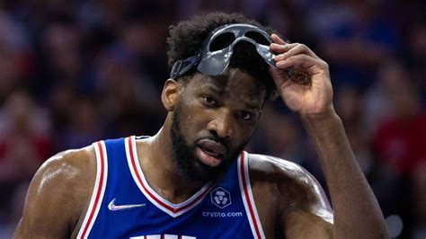 76ers Star Joel Embiid Undergoes Thumb Finger Surgery Yardbarker