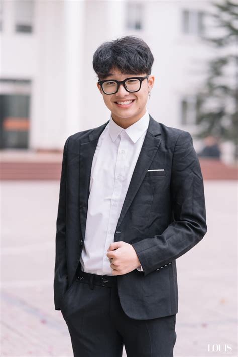 Con trai Công Lý lột xác thành hot boy vườn trường ở tuổi ngoài vẻ điển trai còn có điểm