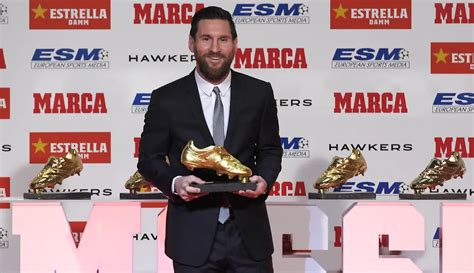 Foto Raih Sepatu Emas Eropa Ke 5 Messi Unggul Dari Ronaldo Spanyol