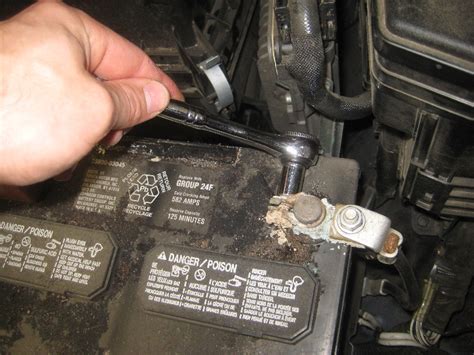 Toyota Highlander V Automotive Battery Replacement Guide