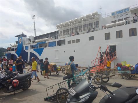 Jumlah Penumpang Di Pelabuhan Samarinda Meningkat Jelang Nataru