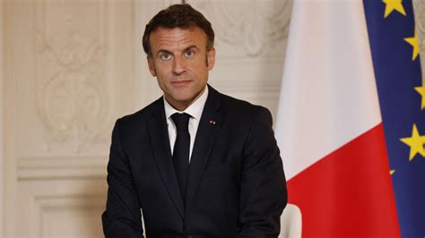 Emmanuel Macron promete anúncios e explicações em conferência de