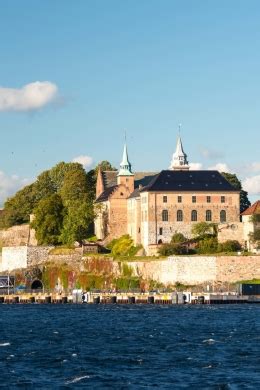 Akershus F Stning Oslo Boka Biljetter Till Ditt Bes K Getyourguide