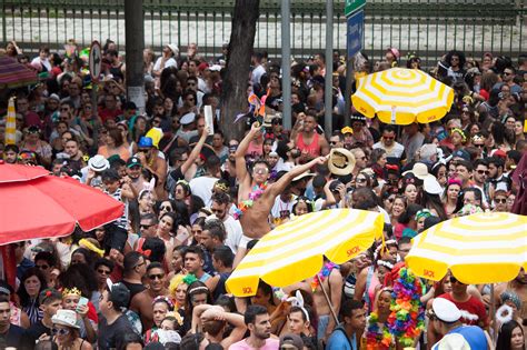 FOTOS Baianas Ozadas Puxa Um Mar De Gente Na Afonso Pena