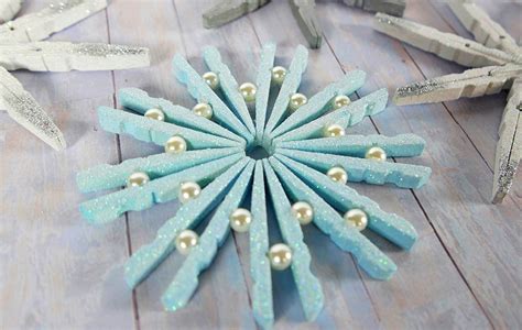 Clothespin Snowflakes DIY DG