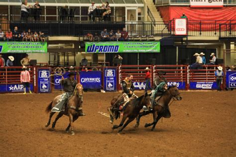 SLIDESHOW One HOT Rodeo The Baylor Lariat