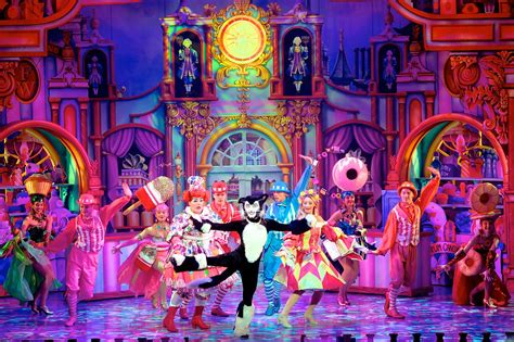 Dick Whittington Pantomime – Bristol Hippodrome REVIEW