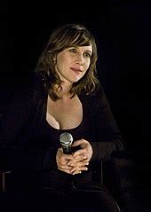 9 Sexy Hot Vera Farmiga Bikini Pics