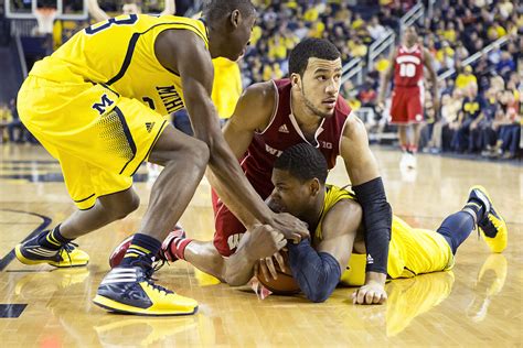 Michigan vs Wisconsin_22 | UM Hoops.com