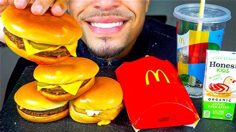 ASMR MCDONALD S CHEESEBURGERS HASH BROWNS FRIES CHEESE SAUCE MUKBANG NO