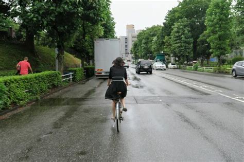 ｢日本の自転車事故は先進国最悪｣堂々と歩道を走る危険自転車がいっこうに減らないワケ どこを走ってもいいと思っている President