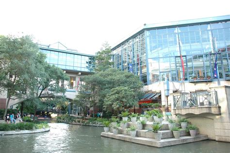 Whatvlthinks San Antonio River Walk San Antonio Tx