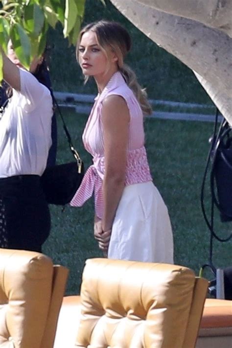 Margot Robbie Braless Photos Nudecelebrities Club Nude