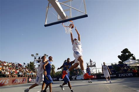Basketball - Team Canada - Official Olympic Team Website