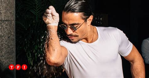 Salt Bae apre il primo ristorante a Milano Il menù e i prezzi