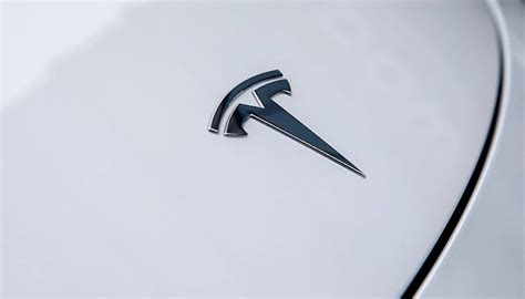 Kaip nusipirkti „Tesla“ akcijų