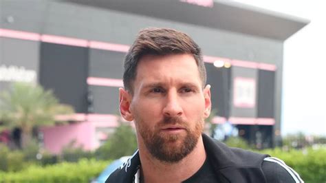 Lionel Messi a ajuns în SUA și urmează să fie prezentat oficial la noua