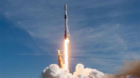 Spacex Falcon 9 Rockets 16th Mission Aborted Herald Sun