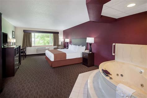 35 BEST Minnesota Hotels with Jacuzzi In Room ️ 2025