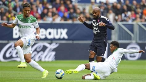 Sin Miguel Trauco Saint Etienne ganó 1 0 a Bordeaux por la fecha 10 de