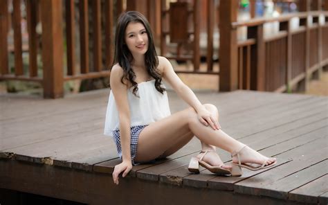 Wallpaper Smile Young Woman Legs Asian Sitting Glance 3840x2400