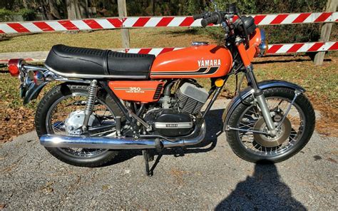 Giant Killer 1975 Yamaha Rd350 Barn Finds