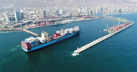 Ati Recibe Primera Recalada De La Naviera Maersk Empresa Oc Ano