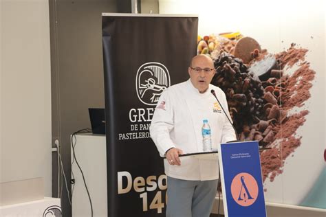 El Gremio De Panaderos Y Pasteleros De Valencia Entrega Su Nuevo Distintivo