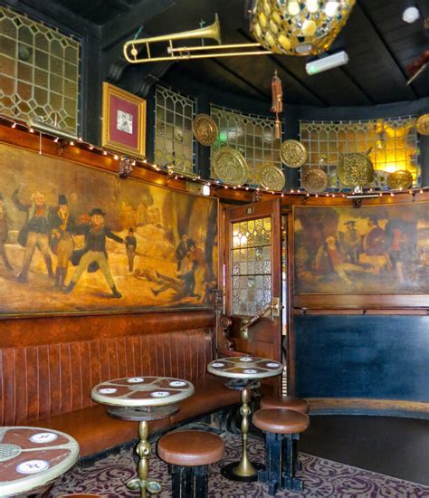 10 Liverpool Pubs Perfect For A Festive Pint The Guide Liverpool