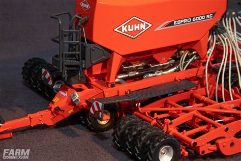 A La Loupe Le Kuhn Espro Rc Par Ros Farm Connexion