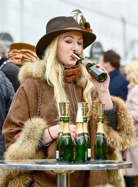 Racegoers Enjoy The Final Day Of Cheltenham Festival Daily Mail Online