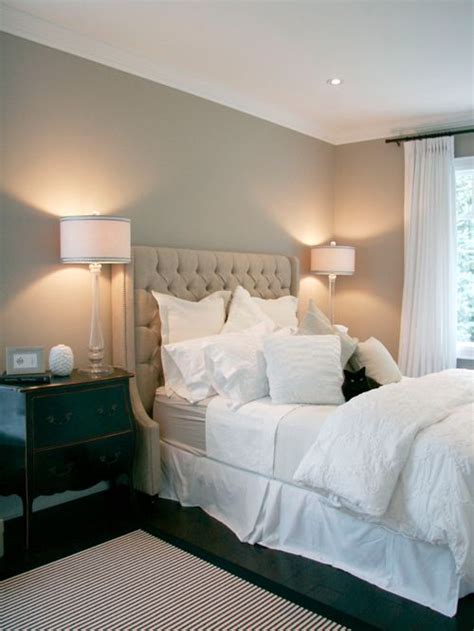 Traditional bedroom colors - Hawk Haven