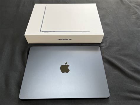 2022 13インチmacbook Air 8コアcpuと8コアgpuを搭載したapple M2チップ 256gb Ssd ミッドナイトmacbook Air｜売買されたオークション