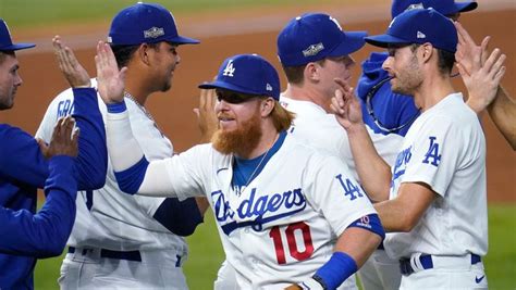 Mlb Brusdar Graterol Y Manny Machado Protagonizan Pelea Verbal En Playoffs