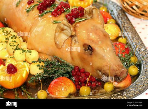 Suckling Pig Feast Suckling Pigs Feasts Stock Photo Alamy