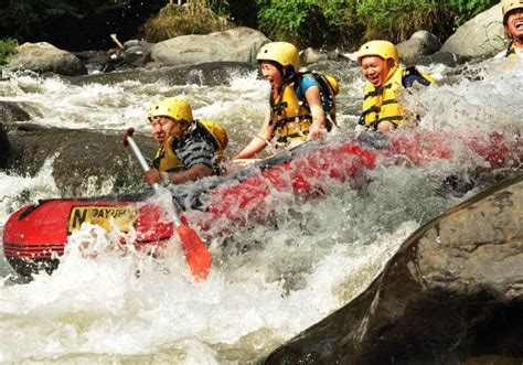 Ndayung Rafting Malang GoTravelly