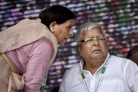 Cbi Summons Lalu Prasad Yadav Son Tejashwi In Irctc Hotels Contract Case