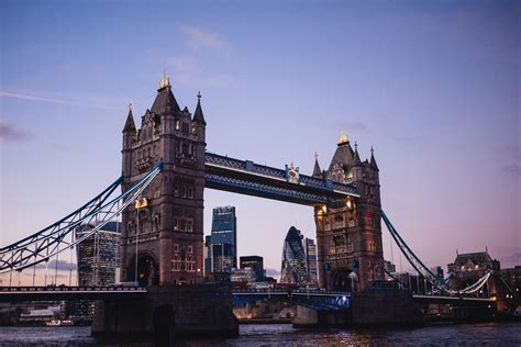 Tower Bridge London Die Viktorianische Brücke Im Modernen London