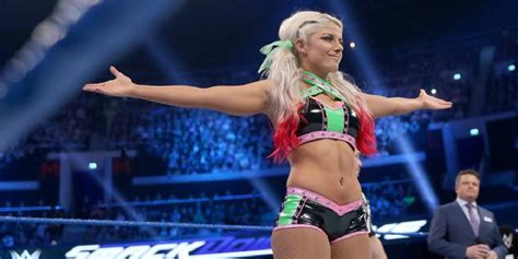 Female Wwe Superstars That Made The Jump From Jobber To Champion