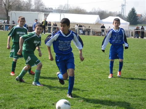 Football Les jeunes U11 et U13 du secteur se sont affrontés lundi à