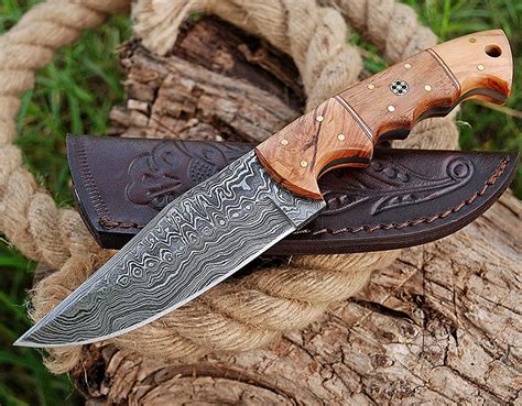 Shopping for Best Hunting Knife? Here’s What to look for!