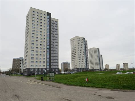 Tower Blocks In Seaton Aberdeen © Malc Mcdonald Geograph Britain