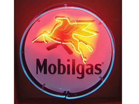 Mobilgas Full Canned Neon 24 Inches Round Auburn Fall 2013 RM