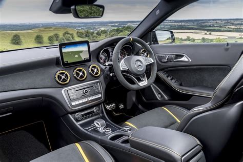 Mercedes Amg Gla Yellow Night Edition Looks Like The Edition