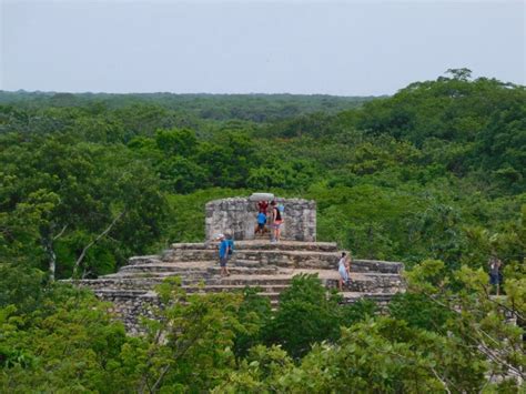 La pyramide de Ek Balam et ses magnifiques statues Guide du Yucatán