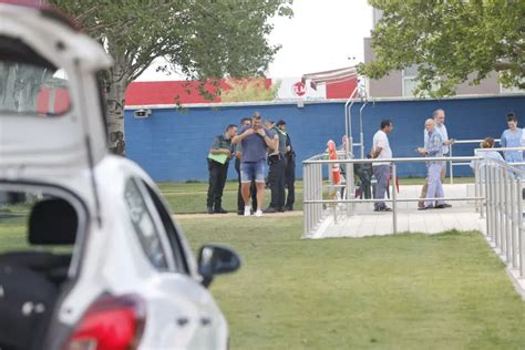 En Im Genes Muere Un Ni O Ahogado En La Piscina Municipal De Casetas