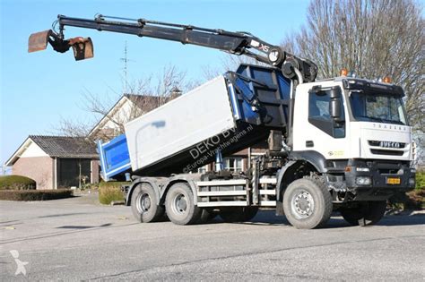 Camion Iveco Ribaltabile Trilaterale 6x6 Gasolio Euro 5 Gru Usato N