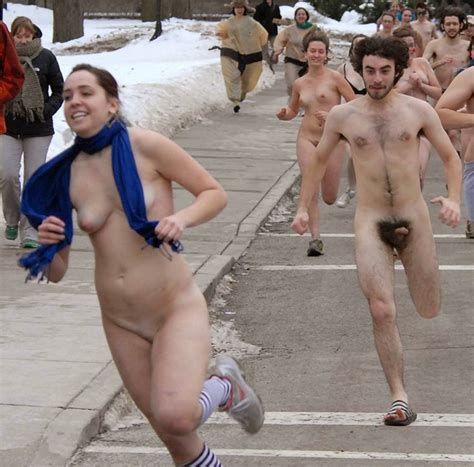 Public Nudity Project Polar Bear Run University Of Chicago Usa